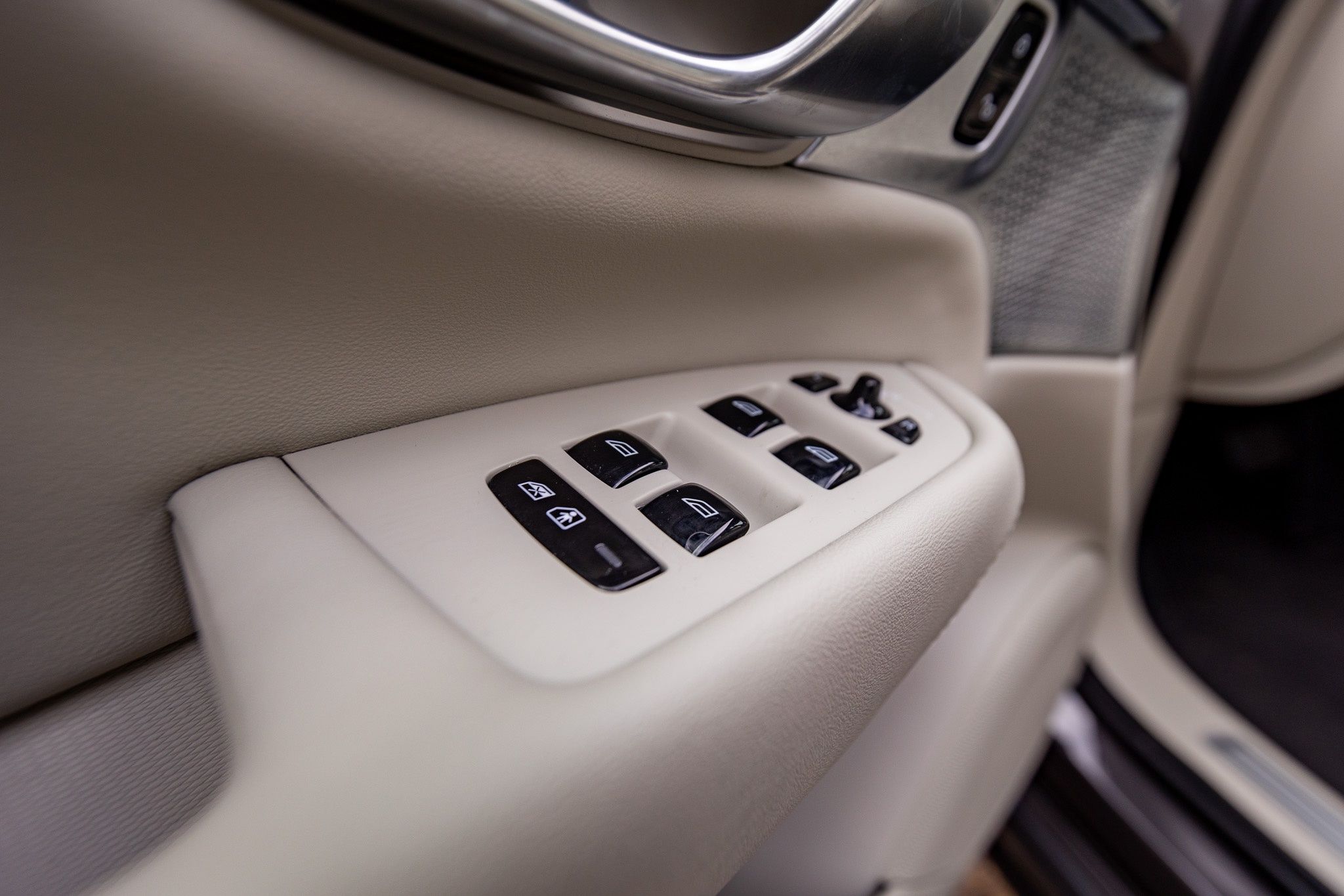 Testy Volvo CX90