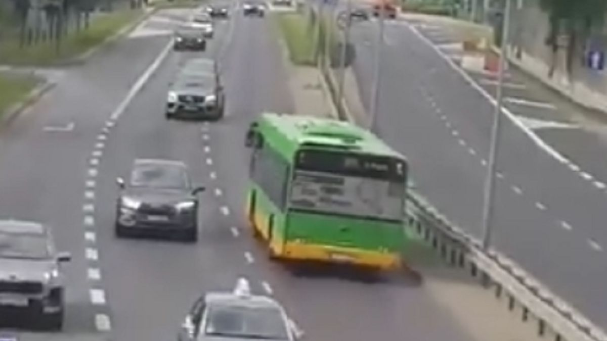 Autobus miejski w Poznaniu jechał pod prąd