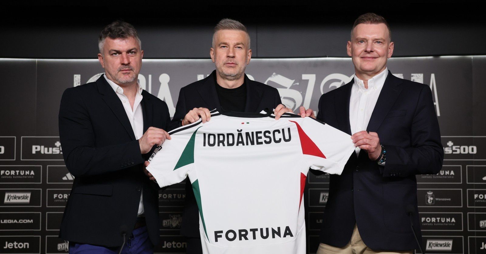 Nowy trener Legii Edward Iordanescu dyrektor sportowy Micha³ ¯ew³akow wiceprezes klubu Marcin Herra