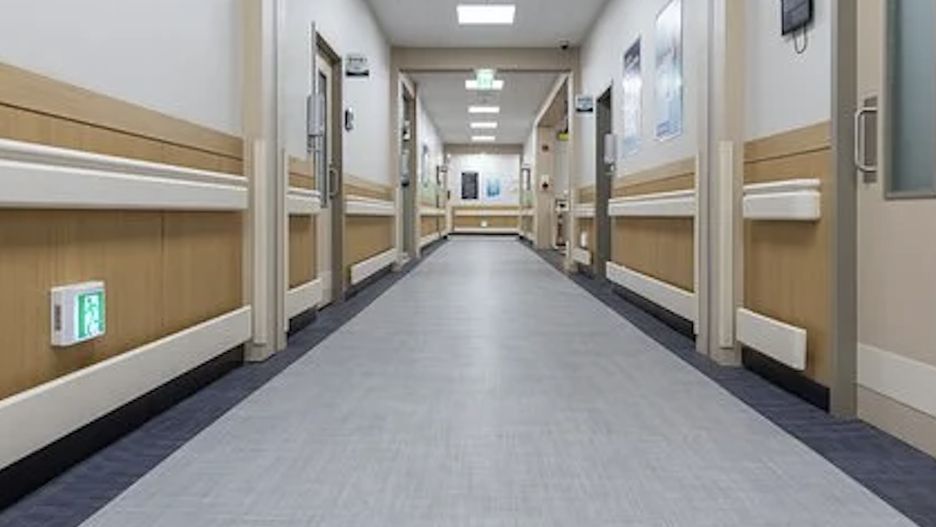 Hindus, który po wypadku trafił w stanie ciężkim do szpitala, obudził się w kostnicy. Nie udało się jednak ocalić jego życia. Po kilku dniach nastąpił rzeczywisty zgon (Pixaby)