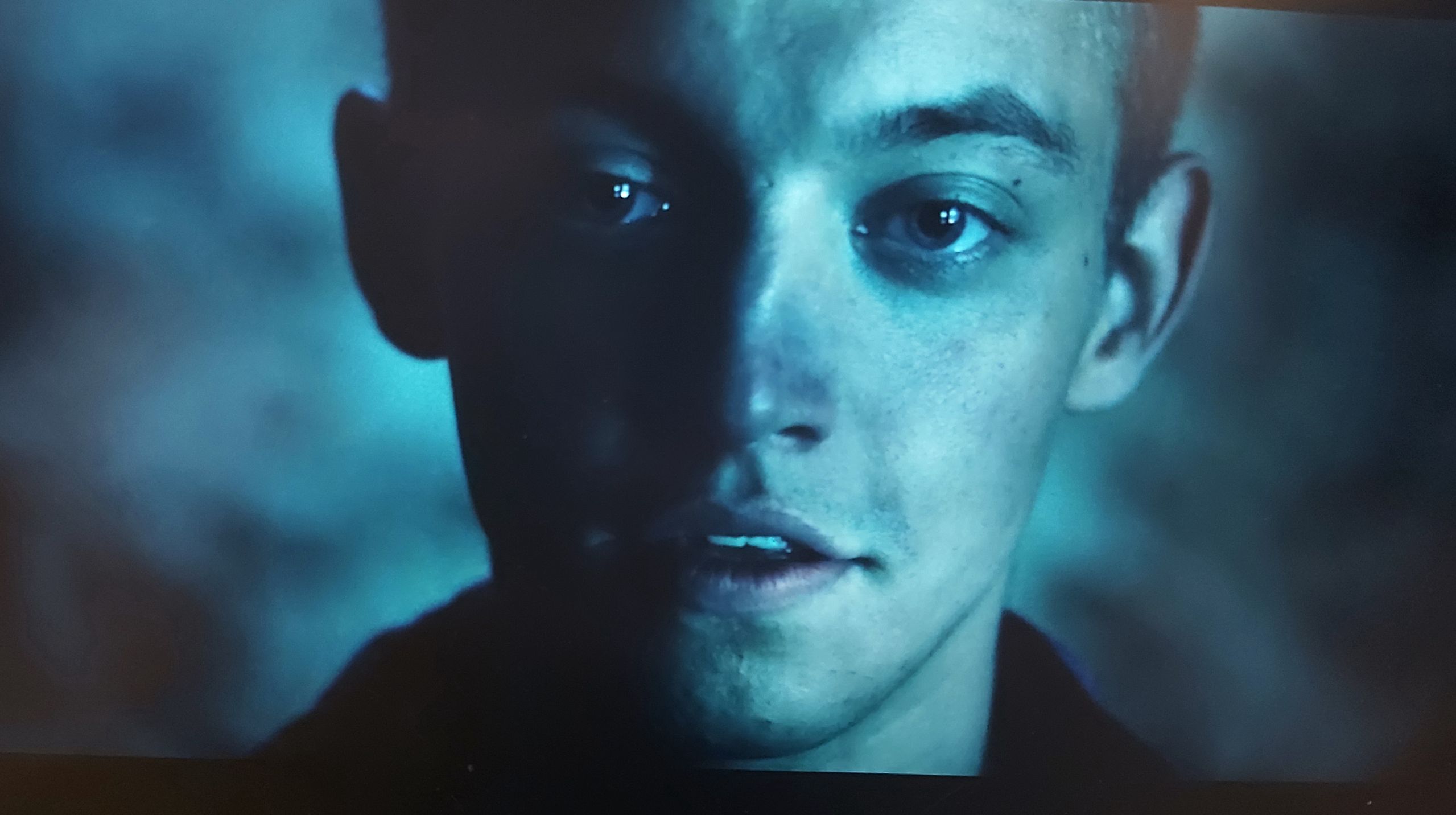 Sceny z filmu "W lesie dziś nie zaśnie nikt"