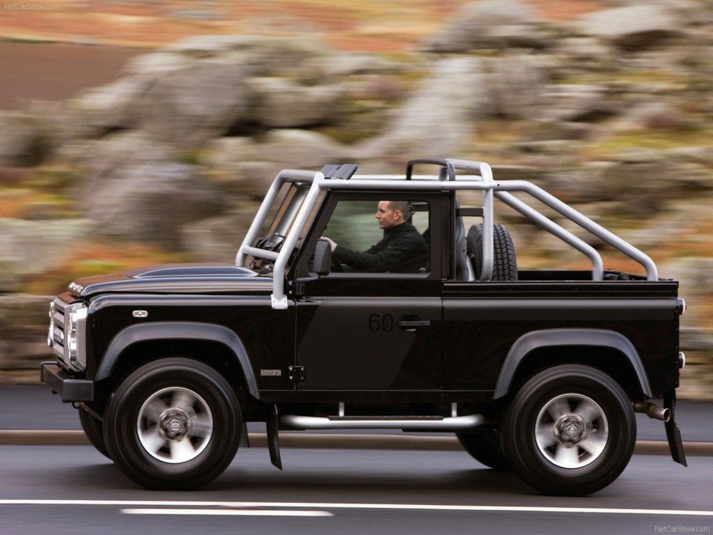 Land Rover Defender 2