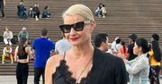 Elegancka Małgorzata Kożuchowska w koronkowym topie pozuje przed słynną operą w Sydney (FOTO)