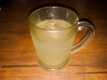 Pij regularnie. Usuwa toksyny, balsam dla jelit i wątroby