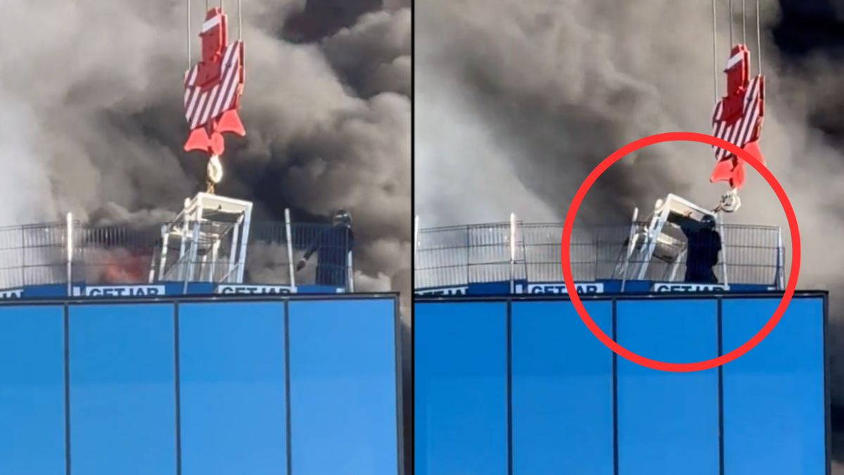 Na ratunek mężczyźnie ruszyli robotnicy z dźwigiem