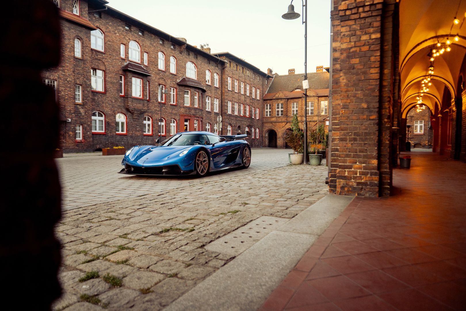 Koenigsegg Jesko Attack