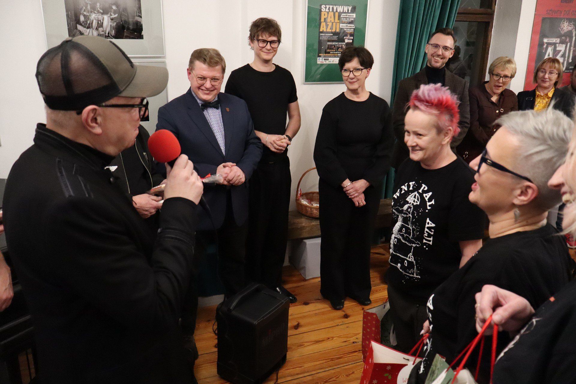 Głośno o historii - niezwykła wystawa na 40-lecie Sztywnego Pala Azji