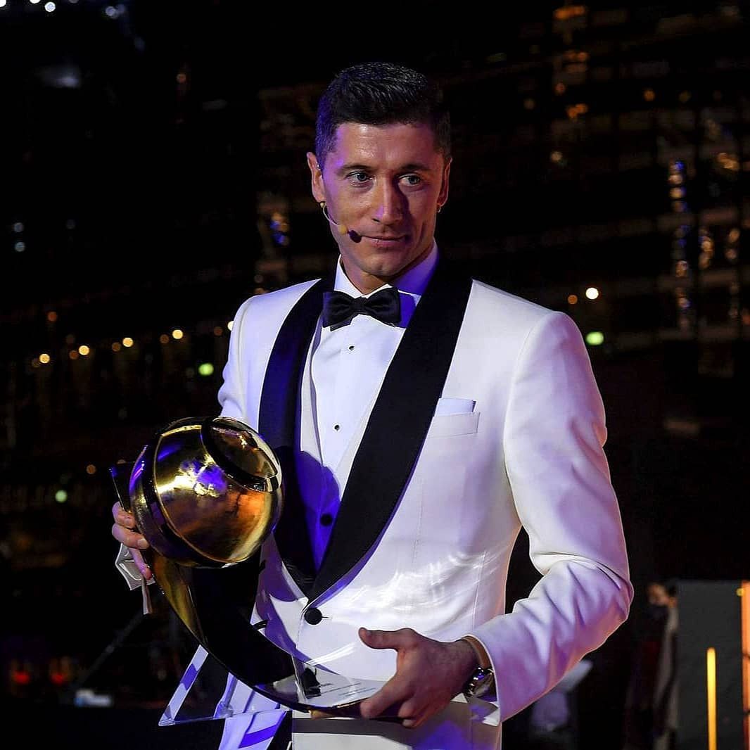 Robert Lewandowski, Anna Lewandowska, Cristiano Ronaldo i Georgina Rodriguez na Globe Soccer Awards