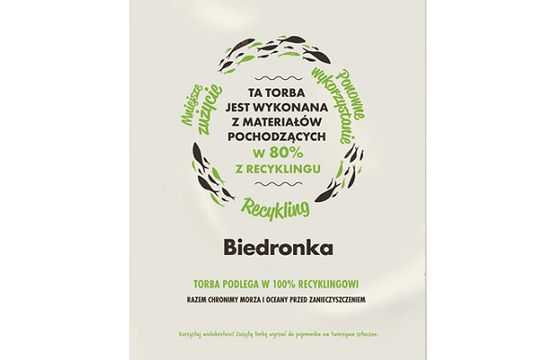Biedronka ogranicza plastik w produktach marek własnych i wprowadza ekotorby