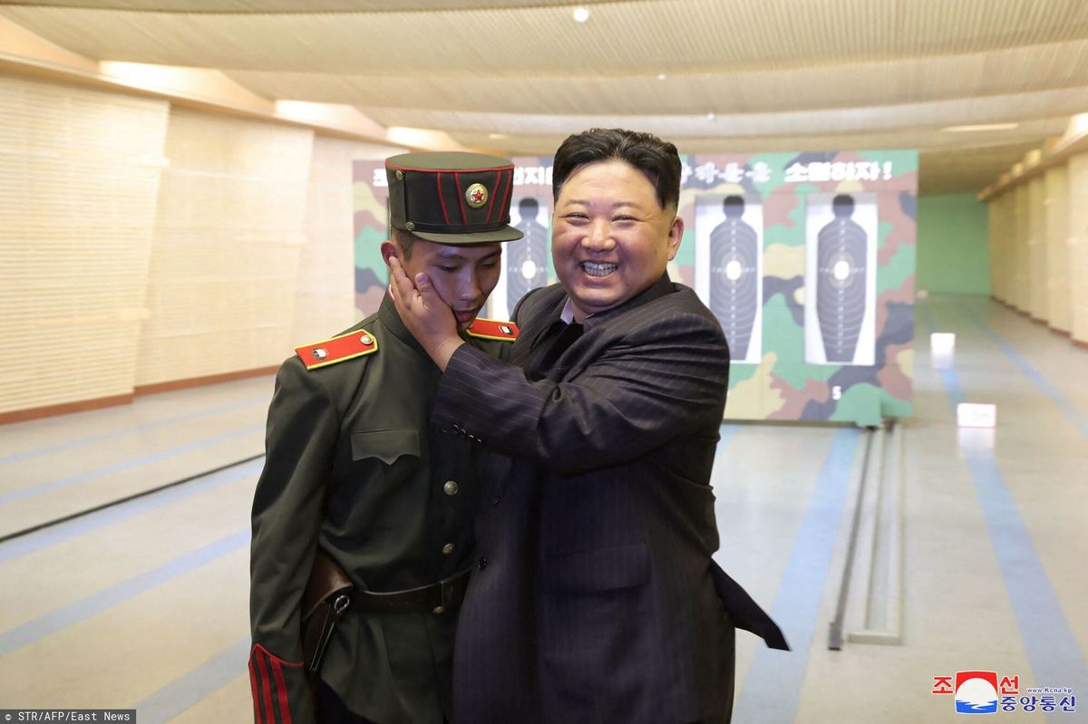 Przywódca Korei Północnej Kim Dzong Un podczas wizyty w Rewolucyjnej Szkole w Mangyongdae
