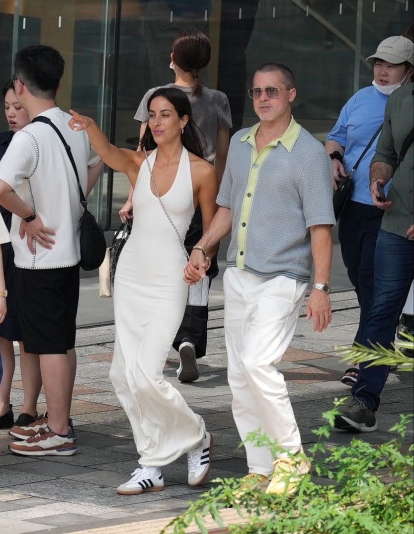 Brad Pitt z ukochaną eksplorują Tokio