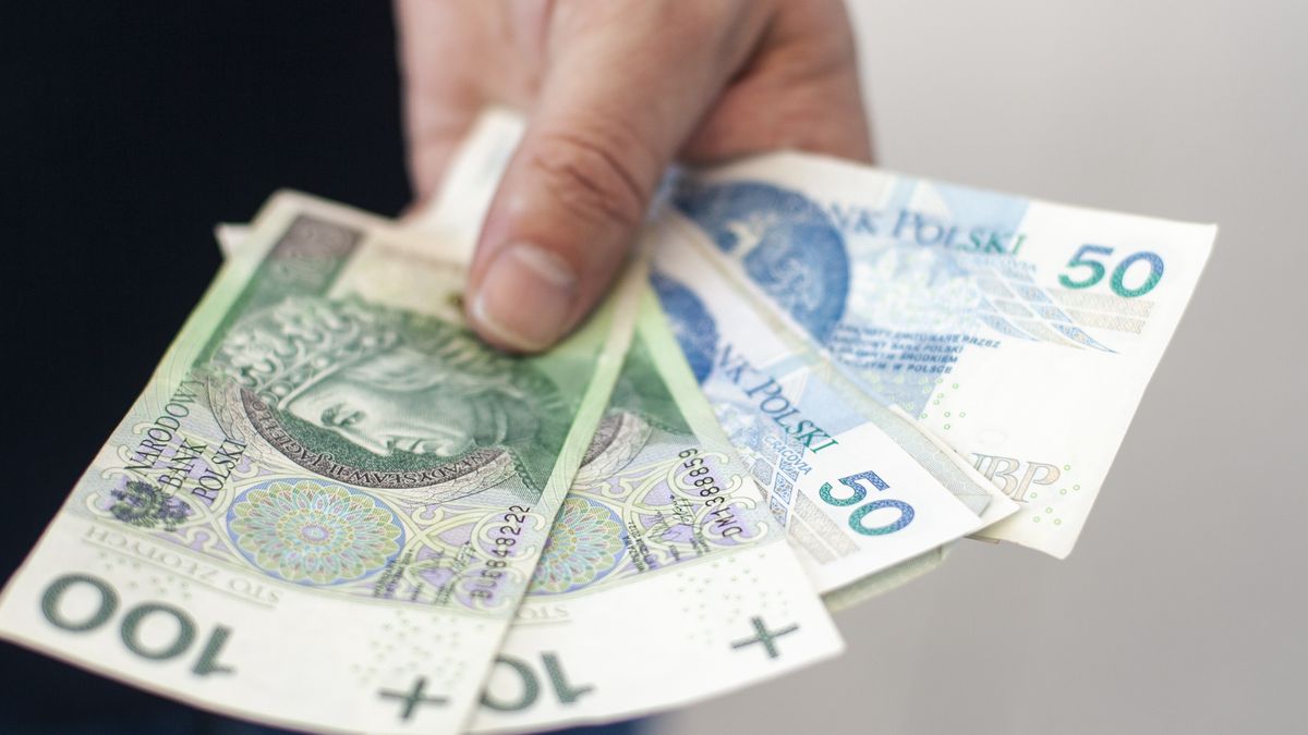 Jak się okazuje, kasjerzy mają prawo odmówić przyjęcia takich pieniędzy