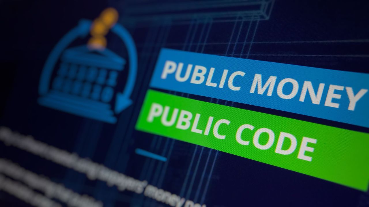 Publiczne pieniądze, publiczny kod. Rusza akcja społeczna zachęcająca rządy do open source