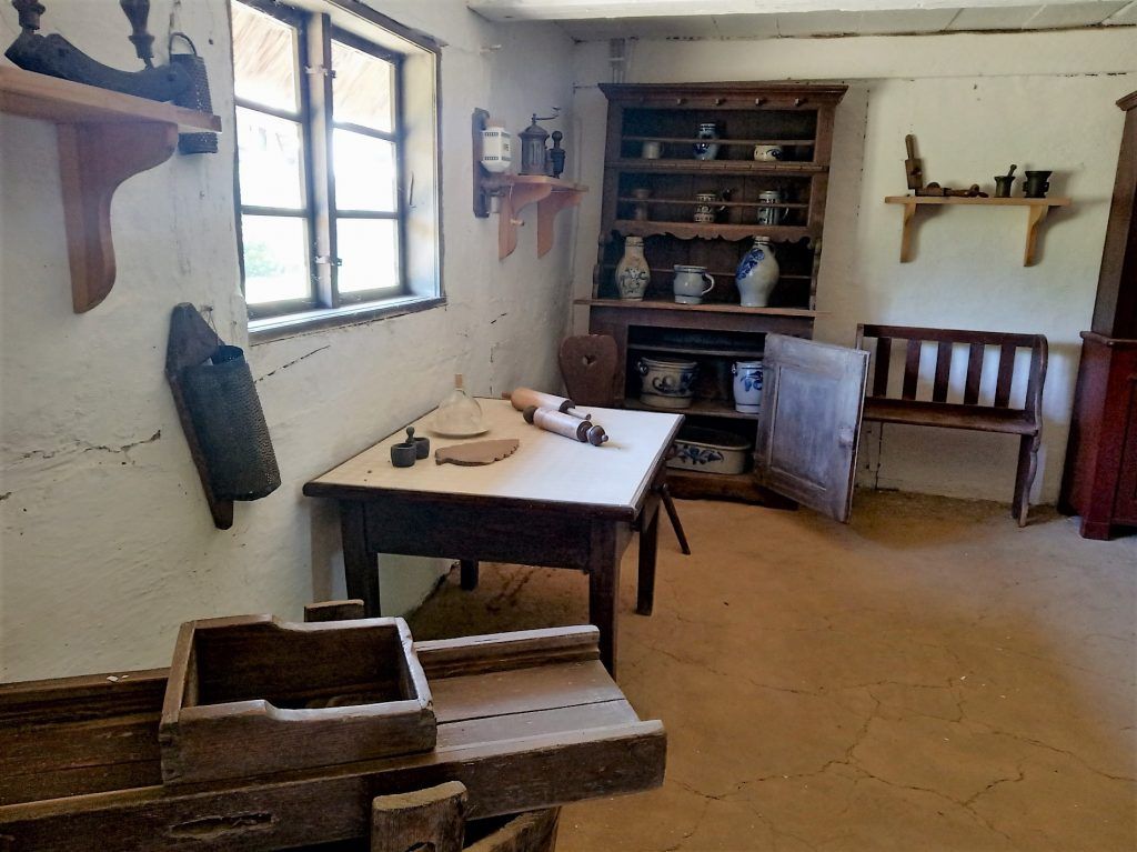 izba w muzeum wsi słowińskiej