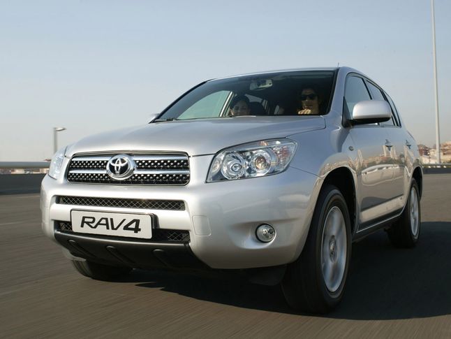 Toyota RAV4 III