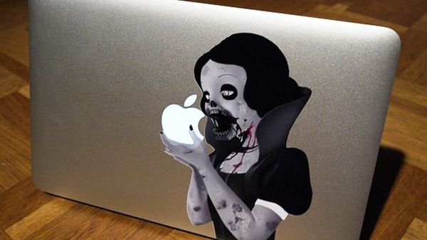 Zombie Królewna Śnieżka upiększy Twojego MacBooka 1