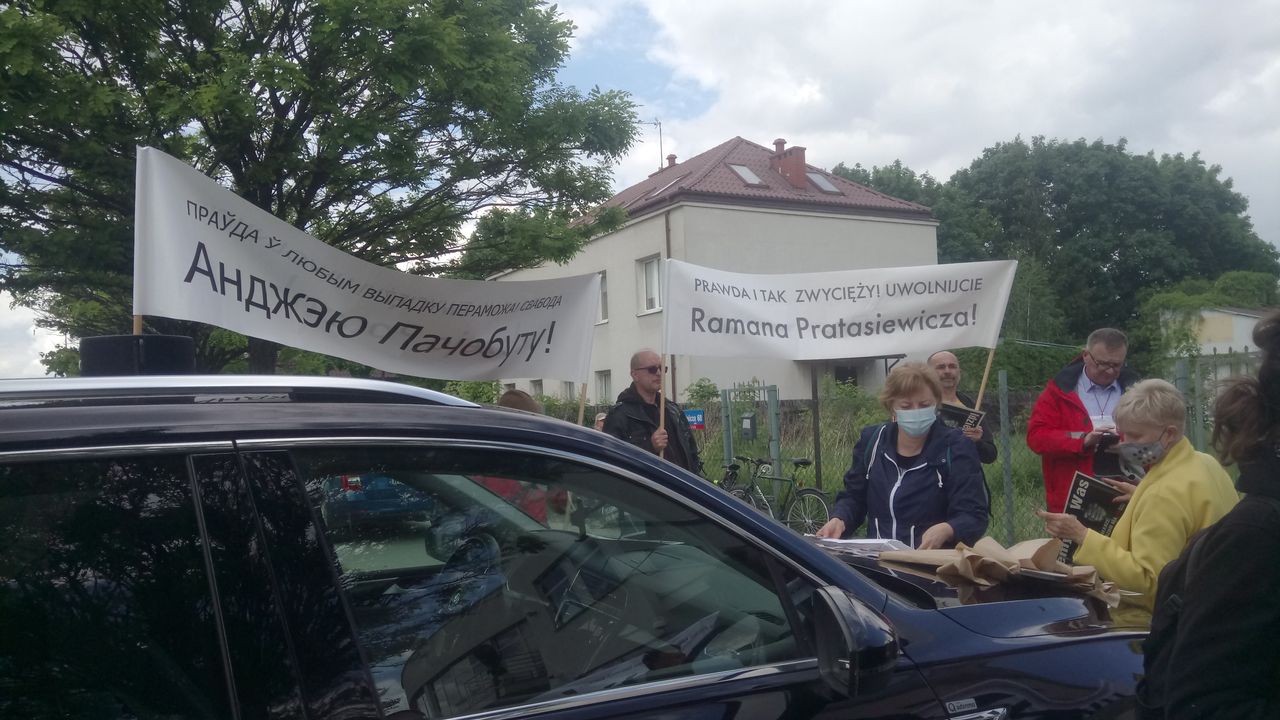 Warszawa. Protest pod ambasadą Białorusi