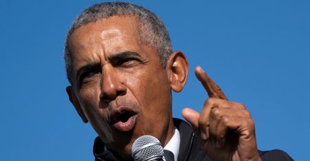Obama krytycznie o Polsce. Wiceszef MSZ odpowiada byłemu prezydentowi USA