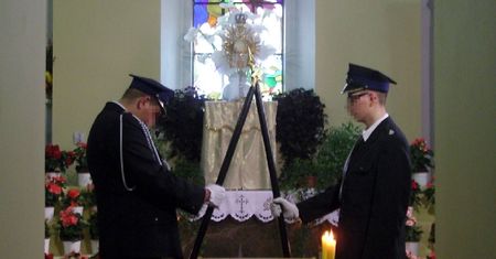 Zaostrza się konflikt strażaków z proboszczem. "Zakrawa o szantaż!"