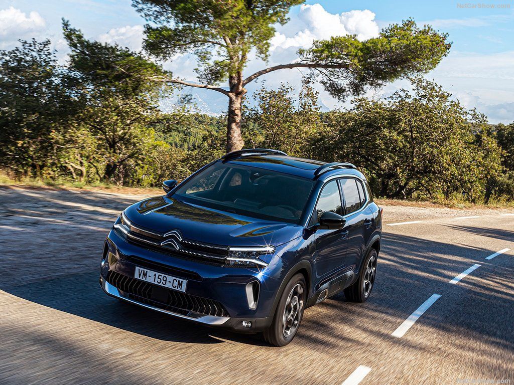 Citroën C5 Aircross. Wyznacznik komfortu i niskiego spalania w klasie SUV