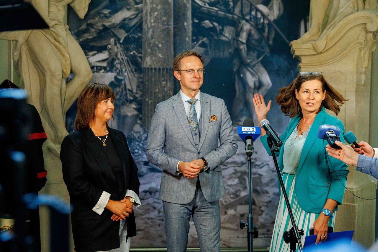 Białystok: Uniwersytet Medyczny zaprasza absolwentów na jubileuszowy zjazd z okazji 75-lecia uczelni