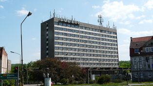 Wałbrzych. Hotel Sudety stoi opuszczony od lat