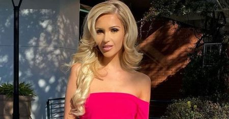 Mężczyźni do niej lgną. Stosuje "metodę Pameli Anderson"