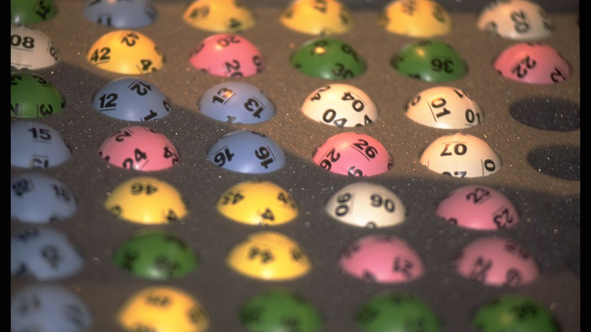 Premier tirage de loterie en Grande-Bretagne
Premier tirage de loterie en Grande-Bretagne - Les boules numérotées qui servent au tirage. (Photo by Mathieu Polak/Sygma/Sygma via Getty Images)
Mathieu Polak
lottery ball:cb3, london:cb1, money play:cb1