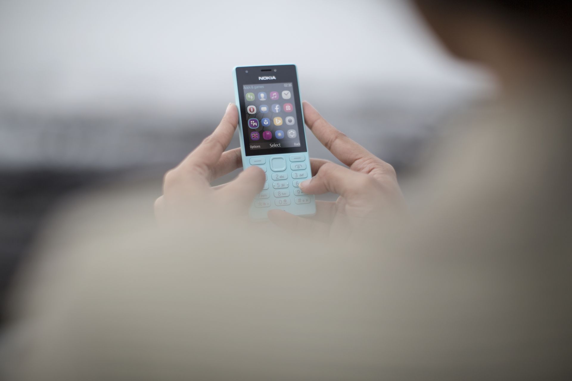 Microsoft prezentuje... nowe telefony Nokia. Oto modele 216 i 216 Dual SIM 2