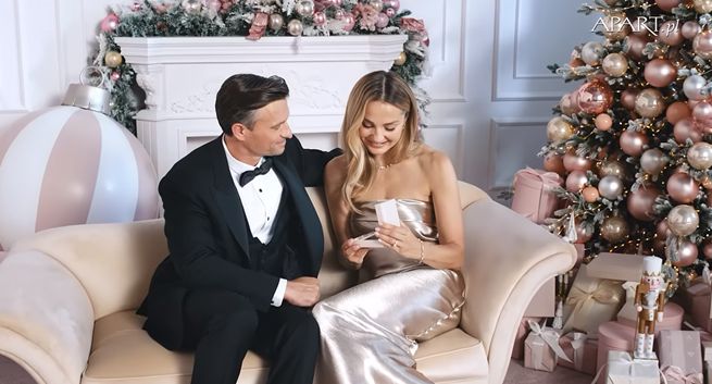 W świątecznych reklamach Apartu ubyła jedna gwiazda