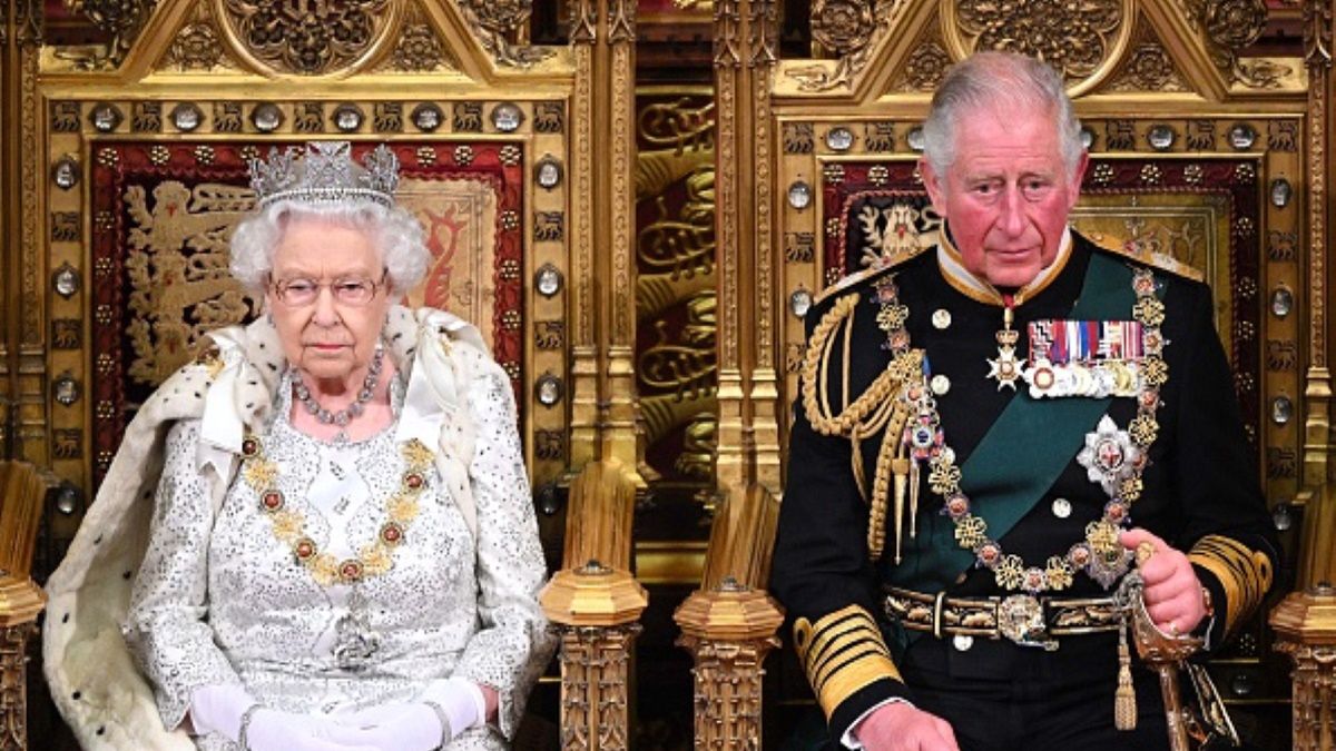 Królowa Elżbieta nie żyje. Jej syn zasiadł na tronie jako Karol III