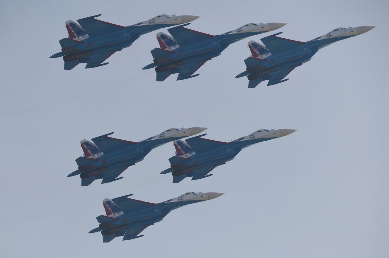 Russian Su-35 down after Ukrainian operation in Kursk