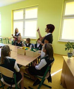 Warszawa. Trwają konsultacje dla uczniów klas VIII