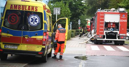 Pożar mieszkania na 9. piętrze w Rzeszowie. Kilka osób w szpitalu