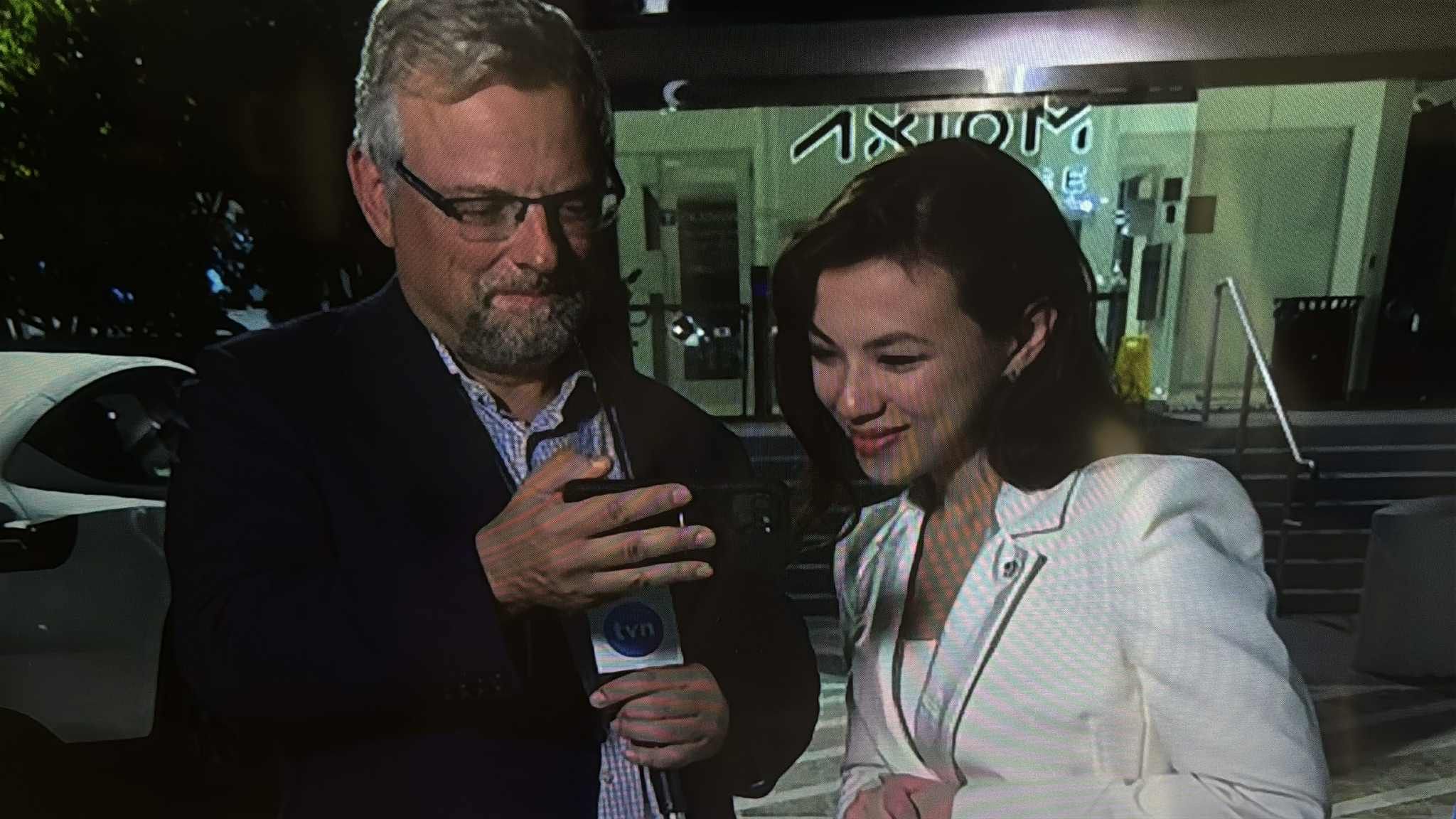Żona Sławosza śledziła relację na żywo przed kamerami TVN24