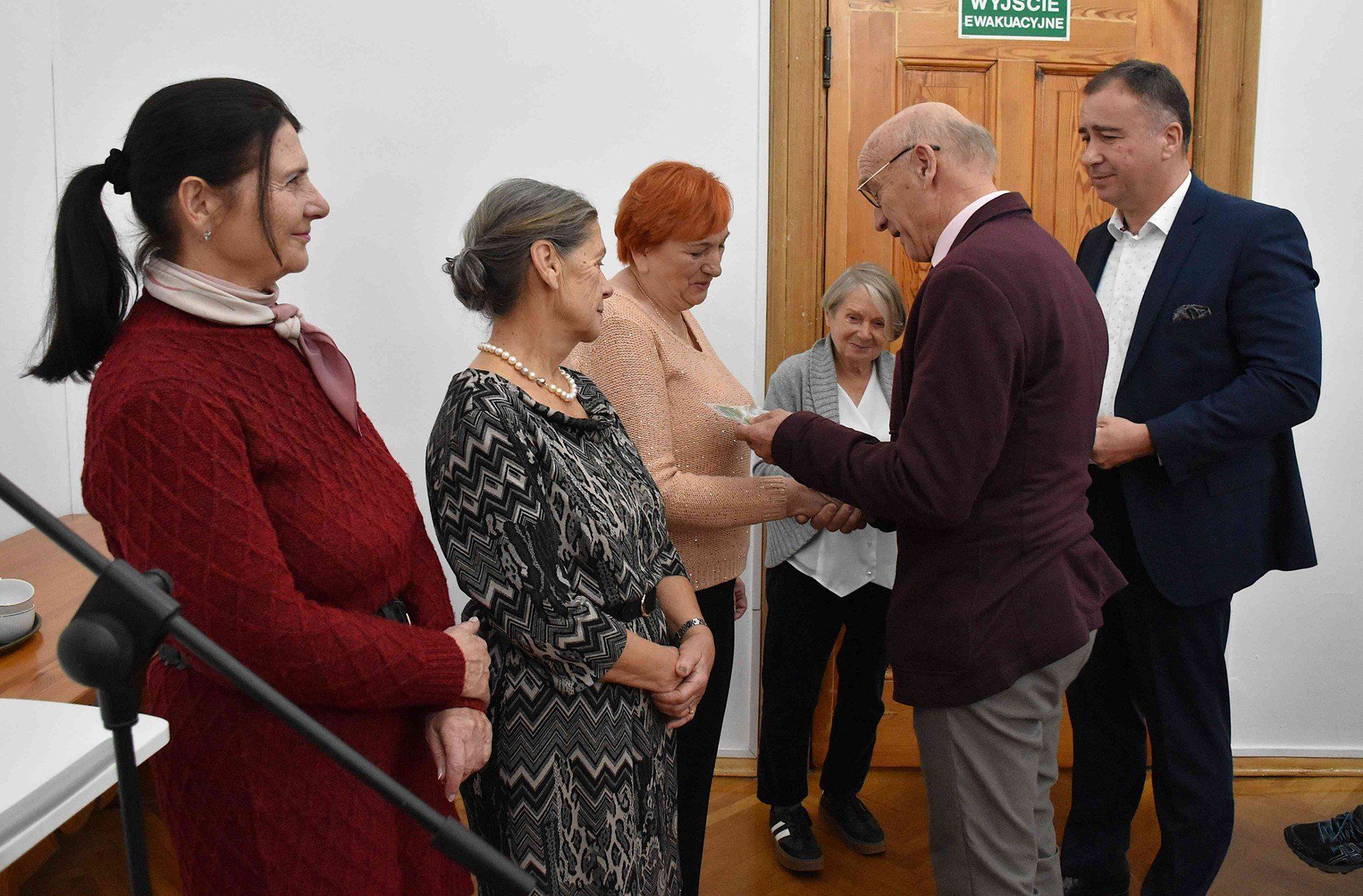 Turystyczne spotkanie w pałacu w Kobylnikach z PTTK Kruszwica