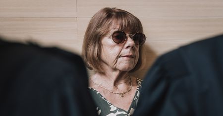 Była gwałcona przez 10 lat. Teraz głos zabrała jej córka