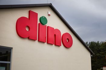 "W szatni mamy 2 stopnie". Zdjęcie pracownicy Dino trafiło do sieci