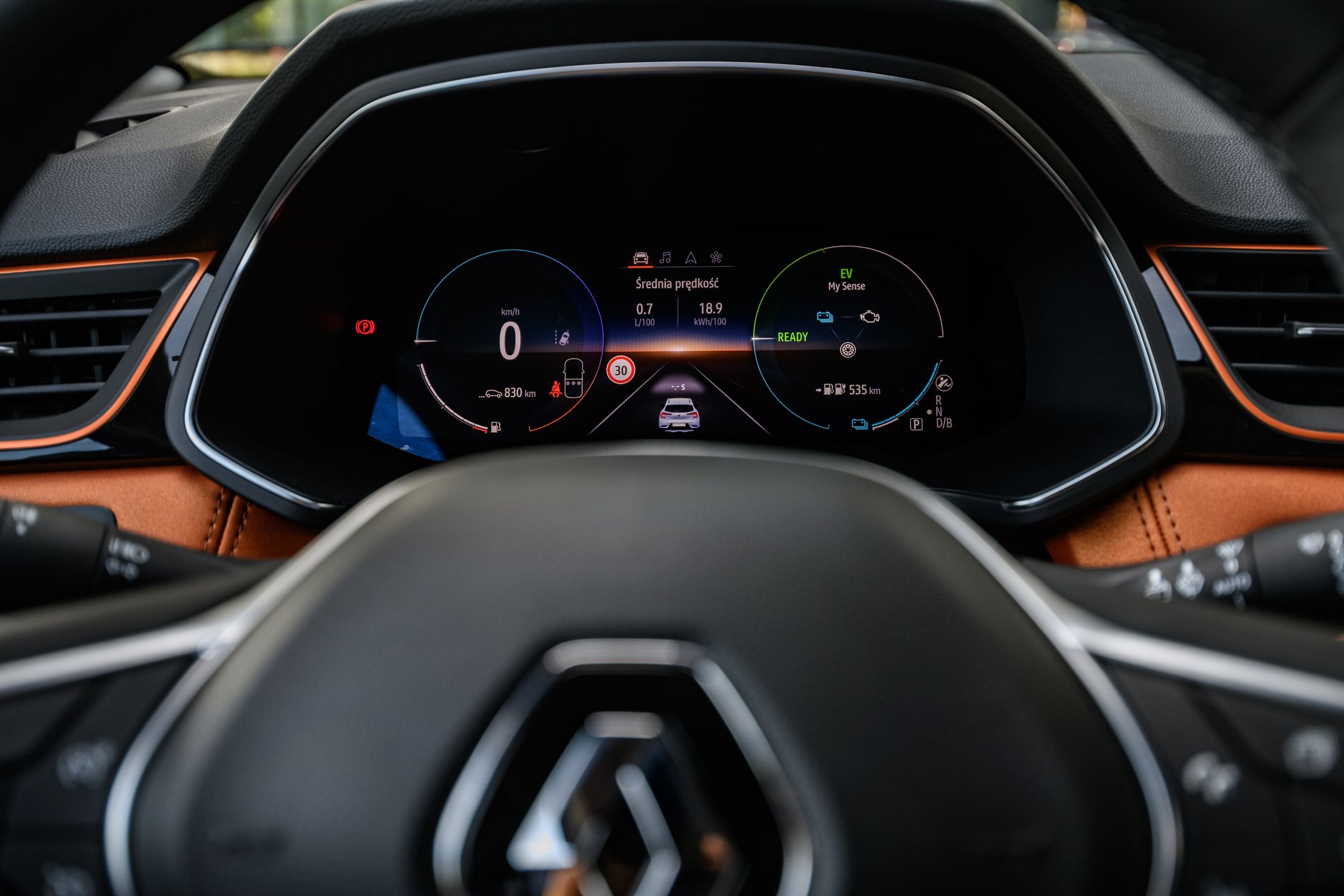 Prezentacja Renault E-Days: Hybrydowa ofensywa Renault 8