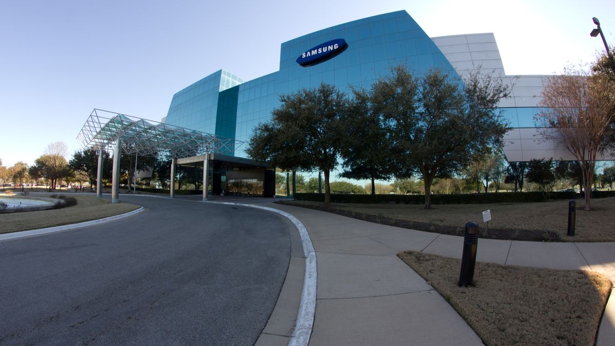 Samsung to nie tylko smartfony. Firma to nie gigant, a hekatonchejron 1