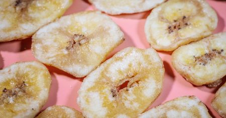 Chrupią jak chipsy, ale nie są smażone. Idealne jako przekąska do filmu