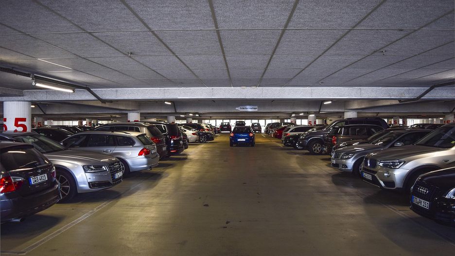 Parking pod dworcem PKP