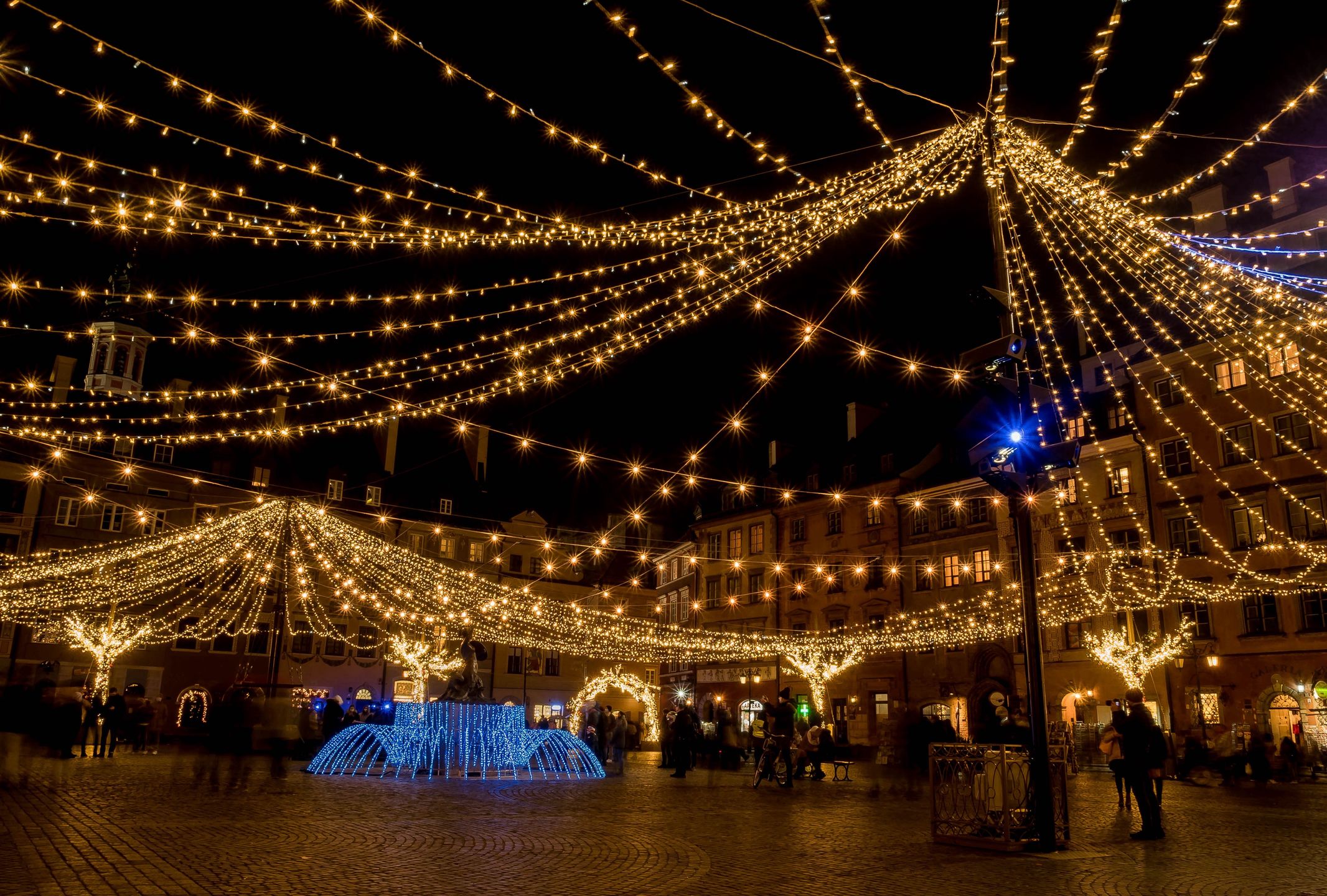 Świąteczna Iluminacja. Warszawa gotowa na Boże Narodzenie
