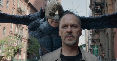 Filmy coraz częściej zauważają nowe technologie. Szkoda, że wciąż nie traktują ich poważnie