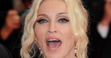 Madonna królową brukowców!