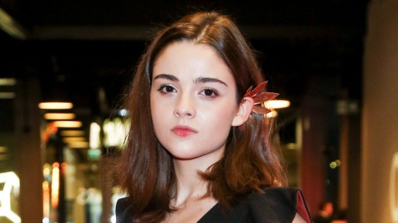 Siostra Julii Wieniawy pozuje u boku ukochanego