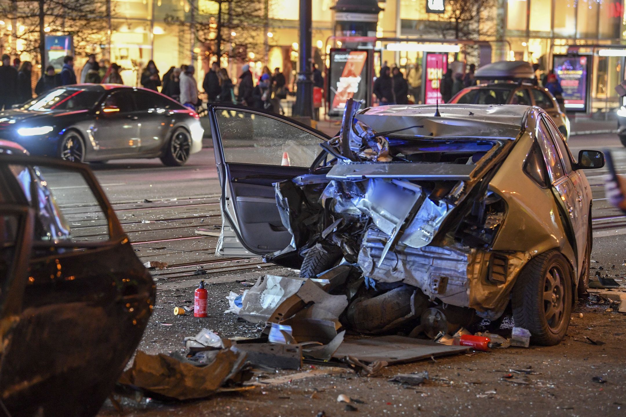 Karambol w centrum Warszawy. (Fot: Radek Pietruszka)