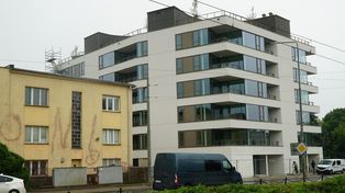 Poznań: Plac zabaw i parkingi podziemne są regularnie zalewane. A deweloper wciąż buduje bloki na Sołaczu. "Pakują ludzi w bagno"