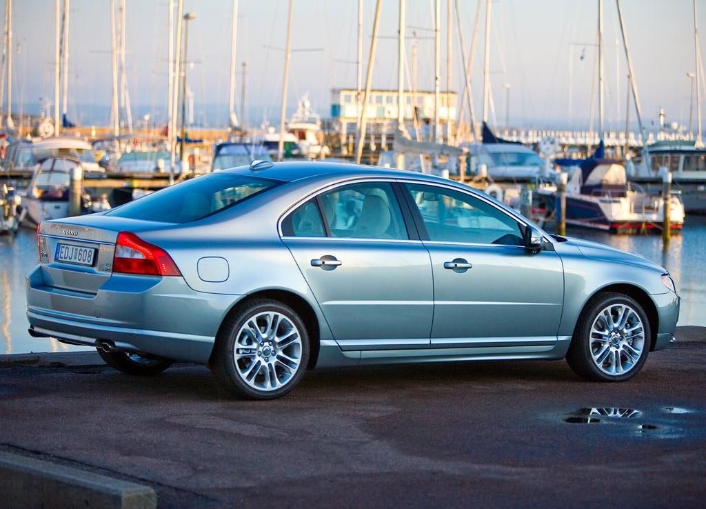 Volvo S80