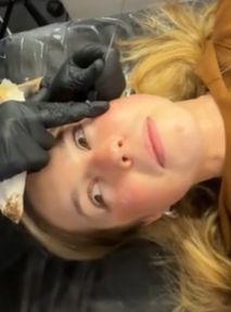 Zoja Skubis zrobiła sobie tatuaż na twarzy? "Wyglądam jakbym uciekła z anime"